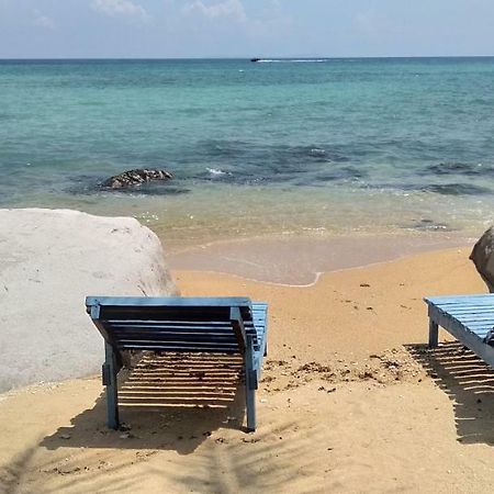 Beach House Kampung Genting Bagian luar foto