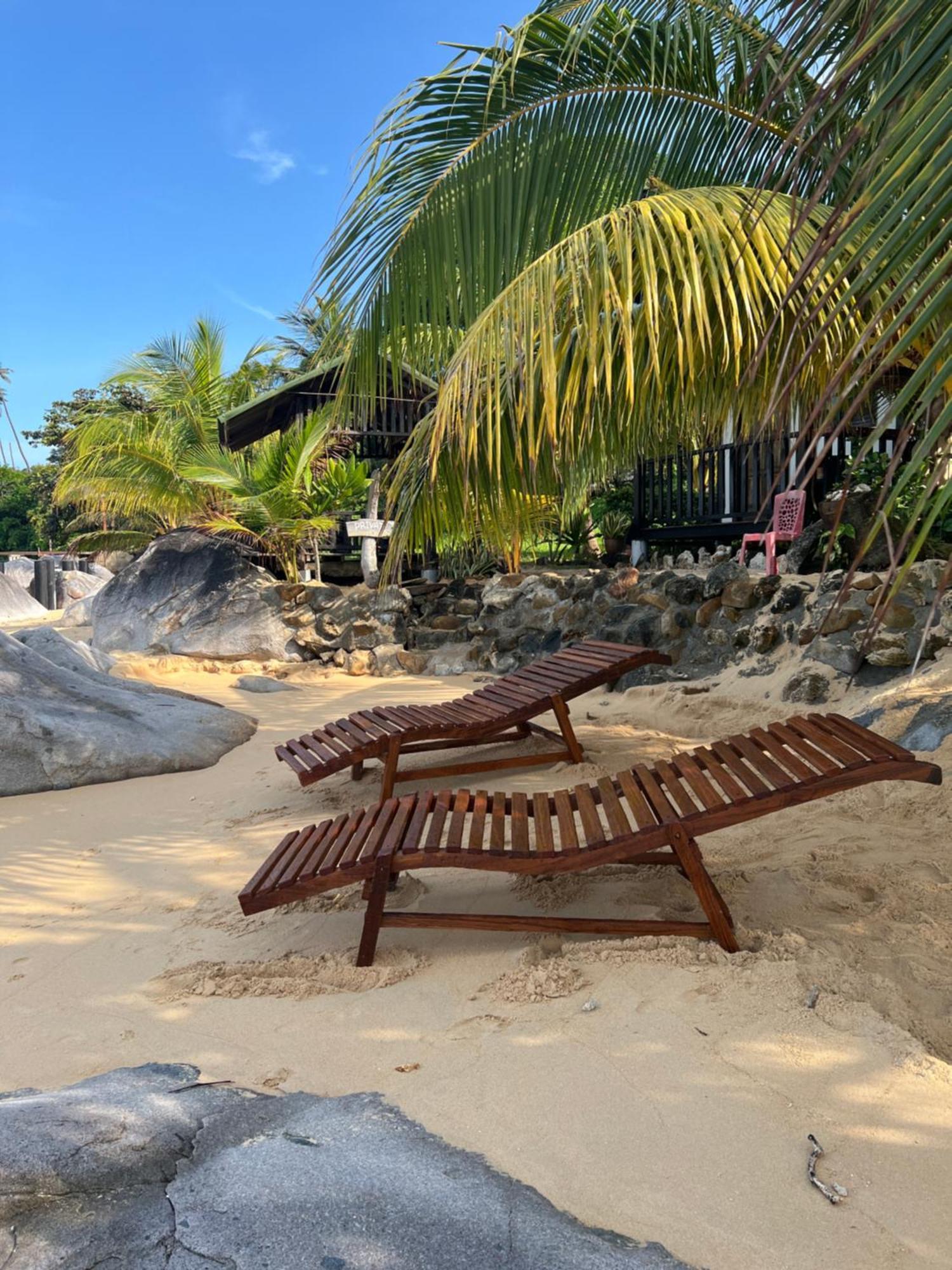 Beach House Kampung Genting Bagian luar foto