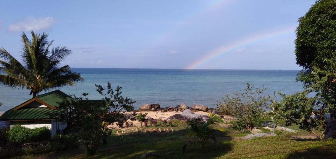 Beach House Kampung Genting Bagian luar foto
